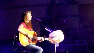 Watch Terri Clark I Want You To Smile video