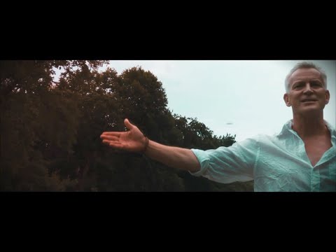Kleine weiße Friedenstaube Video