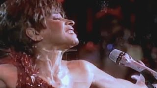 Watch Shirley Bassey Diamonds Are Forever video