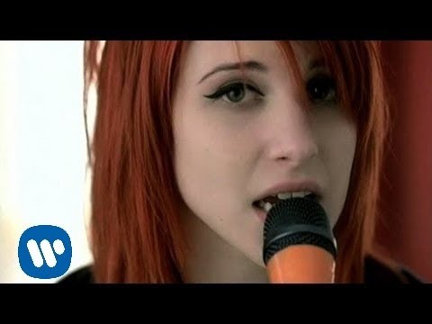 Paramore: Thats What You Get [OFFICIAL VIDEO]