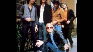 Watch Tom Petty  The Heartbreakers Counting On You video