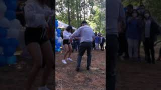 Señor De Málaga No Se Le Agüita A Jovencita Hondureña