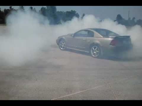2002 Ford Mustang GT burnout (pro charger)