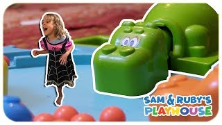 VAMPIRINA PLAYS REAL LIFE HUNGRY HUNGRY HIPPO IRL - Sam and Ruby's Playhouse