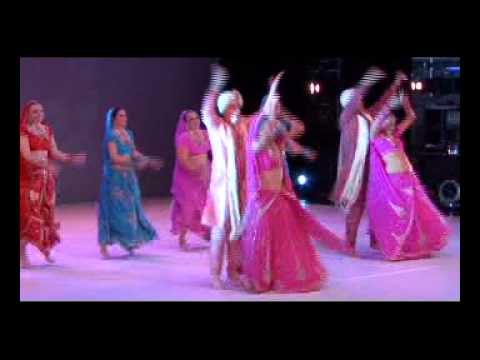 Dholi taro dhol baaje- Moonsun bollywood...