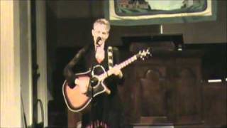 Watch Eliza Gilkyson Dream Lover video