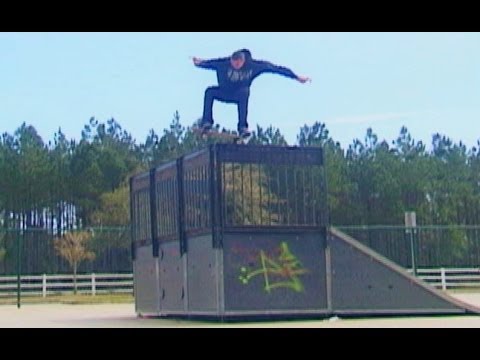 Craig Clements - Aberdeen Minute - FL Skateboarding