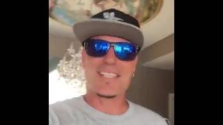 Watch Vanilla Ice Freestyle video