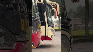 Duo Bus Sembodo Standby Di Terminal Jati Kota Pariaman