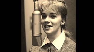 Watch Connie Smith Babys Back Again video