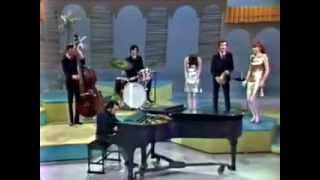 Sergio Mendes Brasil 66 Mas Que Nada Introduced By Eartha Kitt Something Special 1967 Sergio Mendes Brasil 66 Mas Que Nada Introduced By Eartha Kitt Something Special 1967