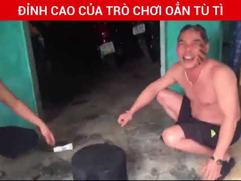 Clip hai bác trung niên 'lầy lội' chơi oẳn tù tì bôi nhọ nồi | Clip hai bác trung niên 'lầy lội' chơi oẳn tù tì bôi nhọ nồi |