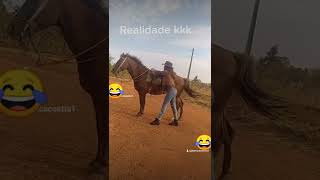 Caindo Do Cavalo