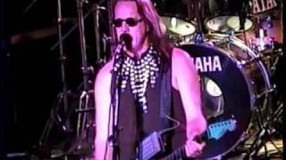Watch Todd Rundgren Tables Will Turn video
