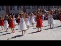 23 Nisan Neler Oluyor Hayatta: Sultangazi Mevlana İlkokulu 1-F sınıfı 23 Nisan Gösterisi 1. Bölüm - Film Yorum