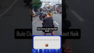 Bule Ciuaman Di Depan Umum