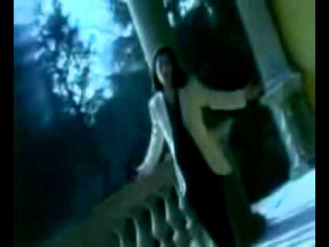 Laura Pausini - Se Fue (video oficial)