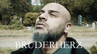 Watch Massiv Bruderherz video