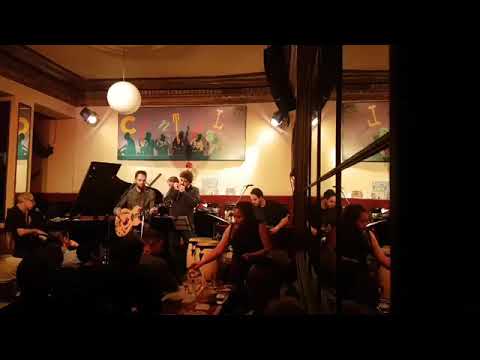 Cien Noches (One Hundred Nights At the Cafe Central) Cien Noches (One Hundred Nights At the Cafe Central)