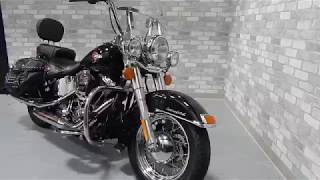 2017 Harley-Davidson Flstc - Heritage Softail Clic Walk-Around