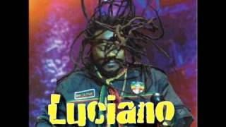 Watch Luciano Mama video