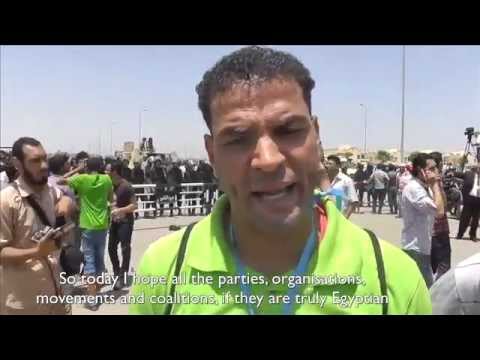 Amanda Seyfried Boyfriend on Hosni Mubarak And Families