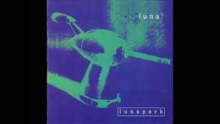 Watch Luna Lunapark video