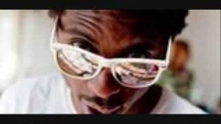 Watch Shwayze Roamin video