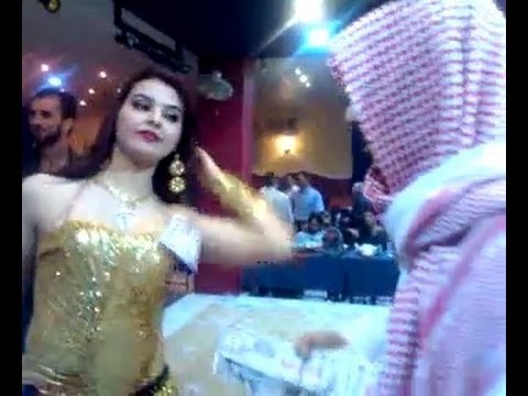 Oil sheikh throws away 2 million dollars !!!!!2M Arab mujra...