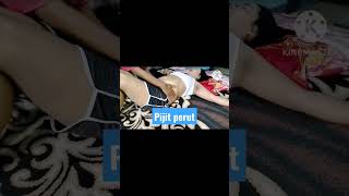 Pijit Perut Tradisional