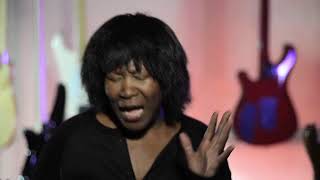 Watch Joan Armatrading Tell Me video