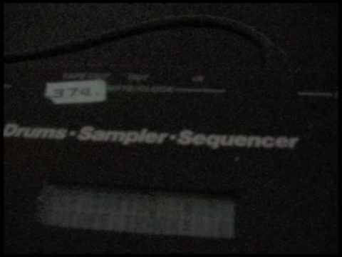 Sequential Circuits Studio 440 / 1986 sampling drum machine