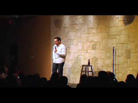 Kevin Hart Vs Gorilla kevin hart seriously funny full video. Kevin Hart Vs Gorilla