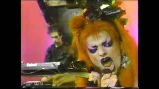 Watch Nina Hagen Universal Radio video