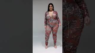 Beautiful Plus Size Grey Colour Hot Indian Bhabi