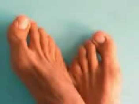 Some more extremly sexy smooth male feet3gp