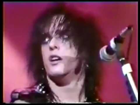 Mötley Crüe - Red Hot (LIVE)