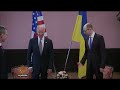 US urges Russia to disarm Ukraine activists
