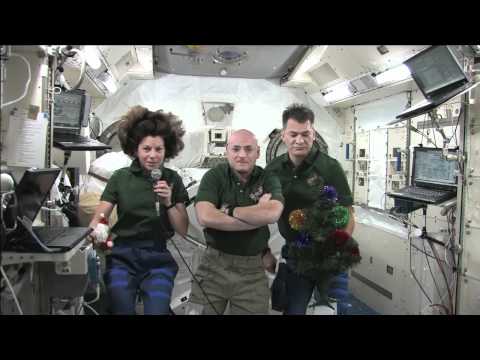 Thumb Christmas Greeting from Space (ISS Crew)