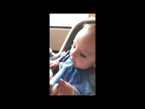 Alimentación de MatÃas en su primer año de vida!!