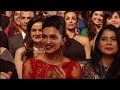 Watch Priyanka Chopra's mind blowing performance with John Travolta at IIFA Awards 2014 Part 2 HD