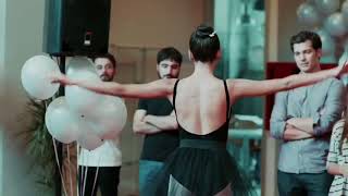 Aybüke Pusat Dans