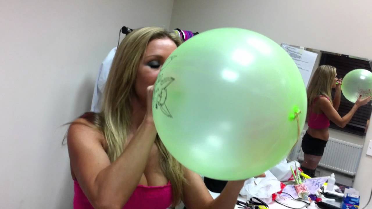 Balloon blow tits