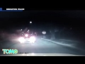 Oficial de policía le dispara a un hombre mientras salía de su auto con las manos en alto
