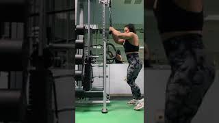 Anastasia Leonova Training In The Gym