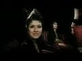 6 Saat - Lekeli Kollar klip izle