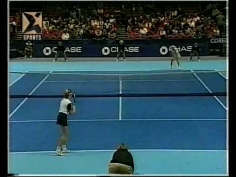 Steffi グラフ vs Jana ノボトナ 1996-part 1 of 16