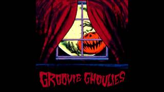 Watch Groovie Ghoulies Carly Simon video