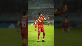 2UyloGbRVTg Video Image