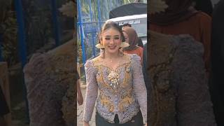 Minta Uang Bu Lurah